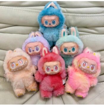 Labubu Doll {Random Color)